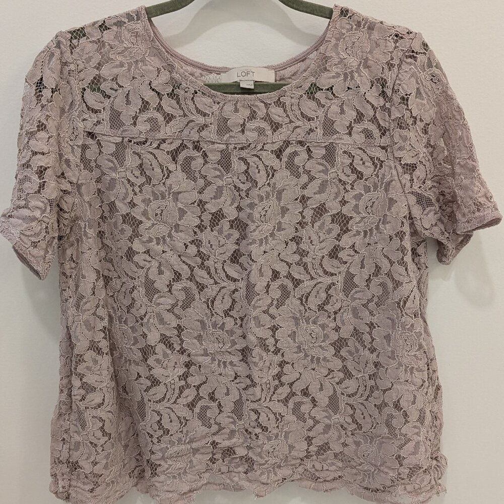 LOFT Light Mauve Lace Short Sleeve Top